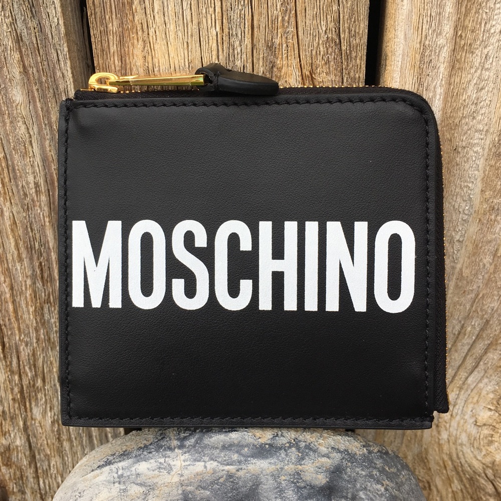NWT Moschino Sleek Leather Zip Around Compact Small Wallet Black With White Logo
